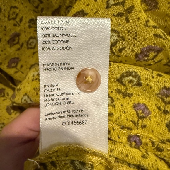 Greenish Yellow Pilcro Floral Women's Top - Picture 5 of 6